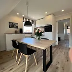Dunen 6 Apartment *